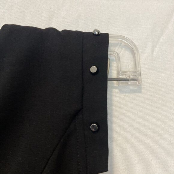 H&M Black Short Sleeved Tank Top With Buttons On The Sleeve Size 2 - Picture 4 of 9